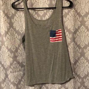NWOT adorable tank 🇺🇸